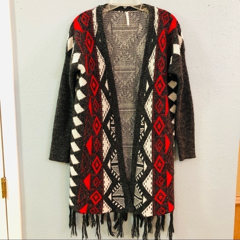 Kate Collection red gray Aztec pattern cardigan